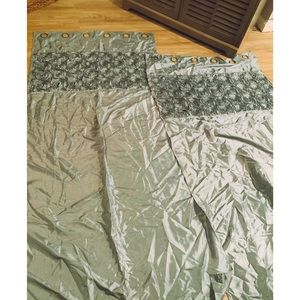 Rosette Curtains
